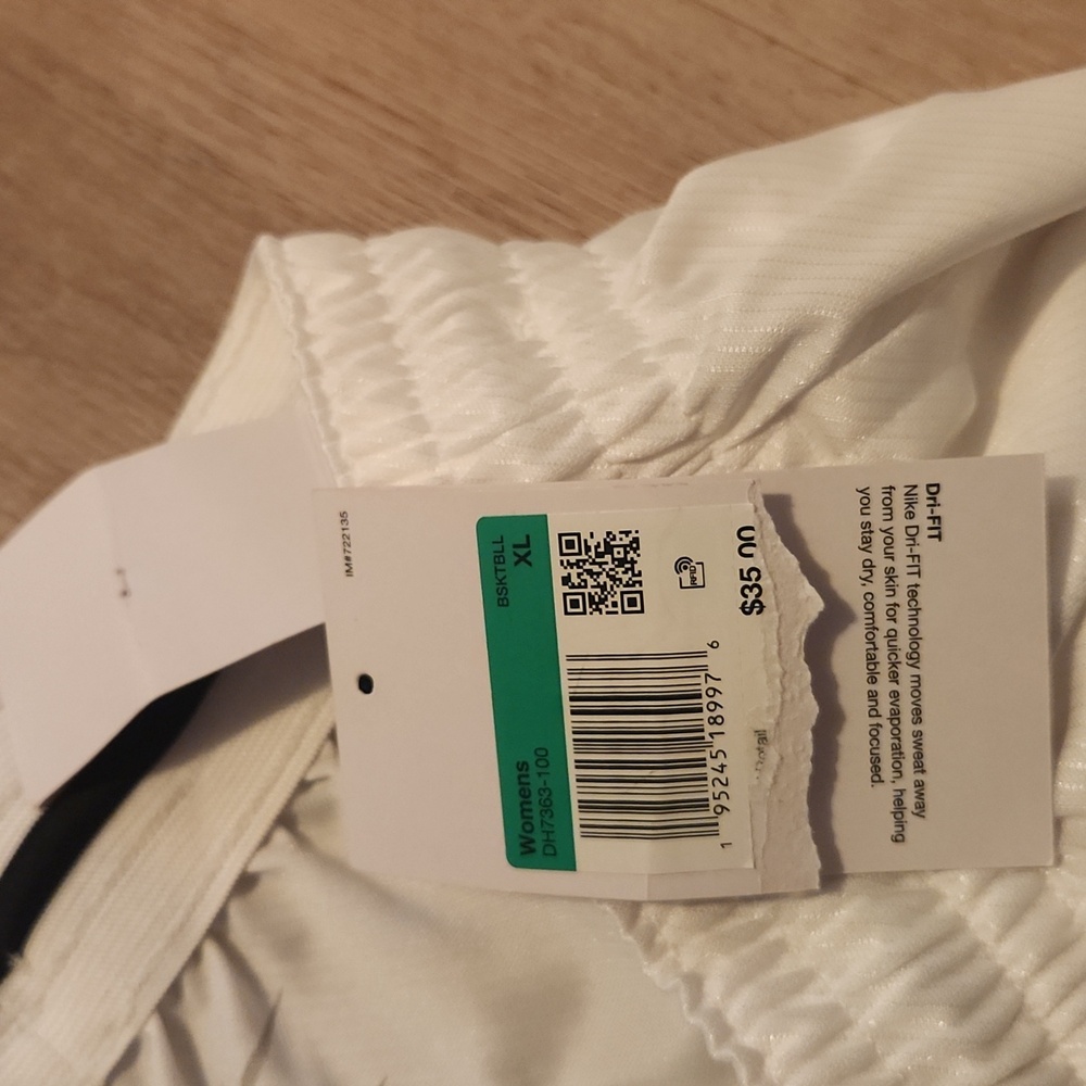 Nike Womens Athletic Shorts in White with Black Panels - Picture 3 of 6